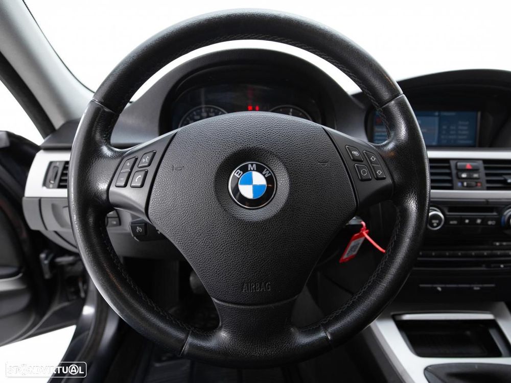 BMW 318 - 16