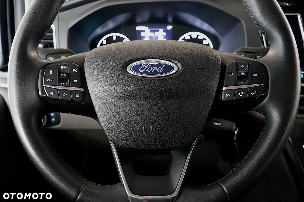 Ford Tourneo Custom 2.0 EcoBlue L1 Titanium SelectShift - 19