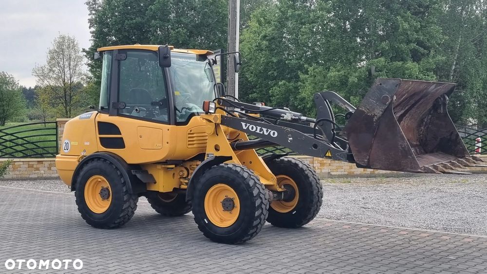 Volvo L25F/ 2635Mth/ Maszyna sprowadzona/ - 6