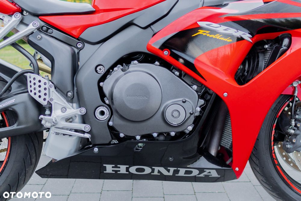 Honda CBR - 16
