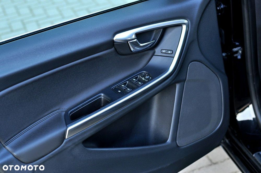 Volvo S60 D3 Geartronic Momentum - 14