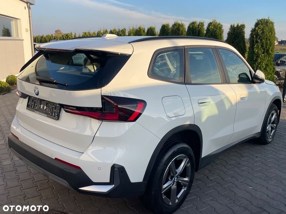 BMW X1 sDrive18i xLine - 2