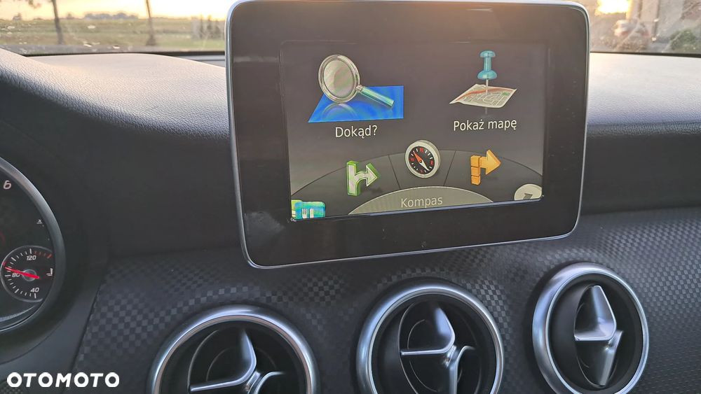 Mercedes-Benz Klasa A 200 (BlueEFFICIENCY) - 16