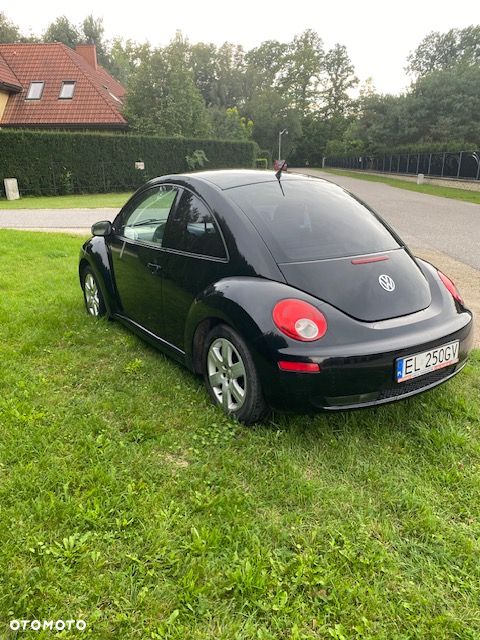 Volkswagen New Beetle 2.5 - 5