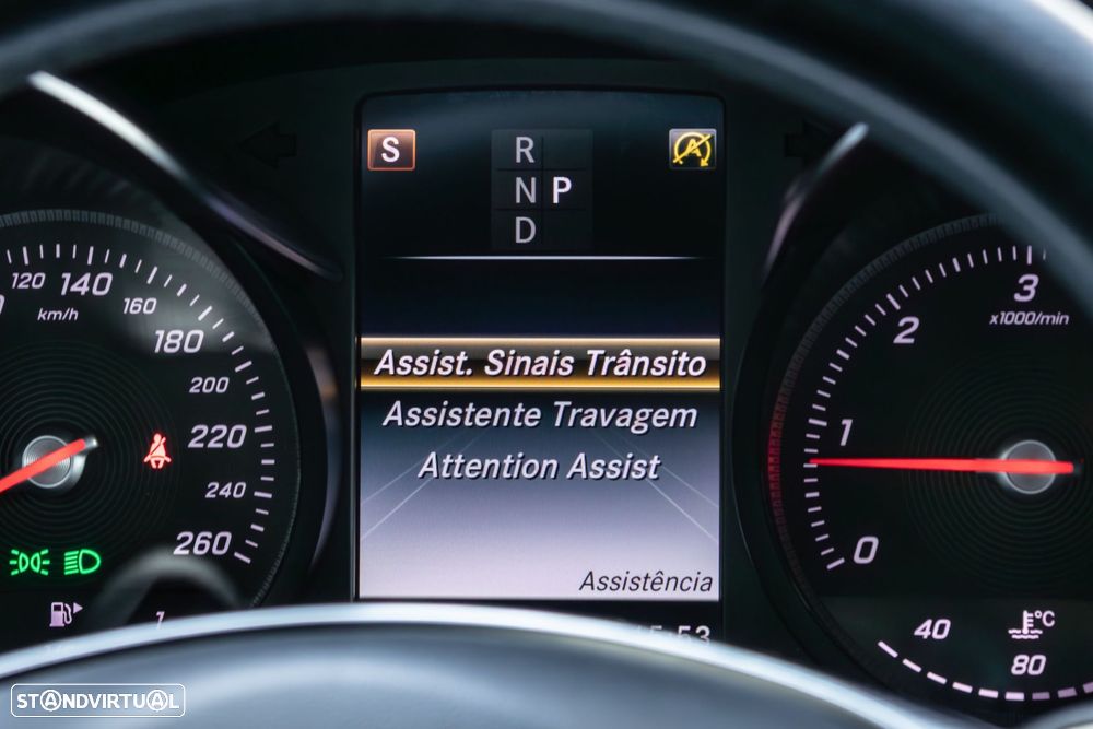 Mercedes-Benz GLC 250 d AMG Line 4-Matic - 42