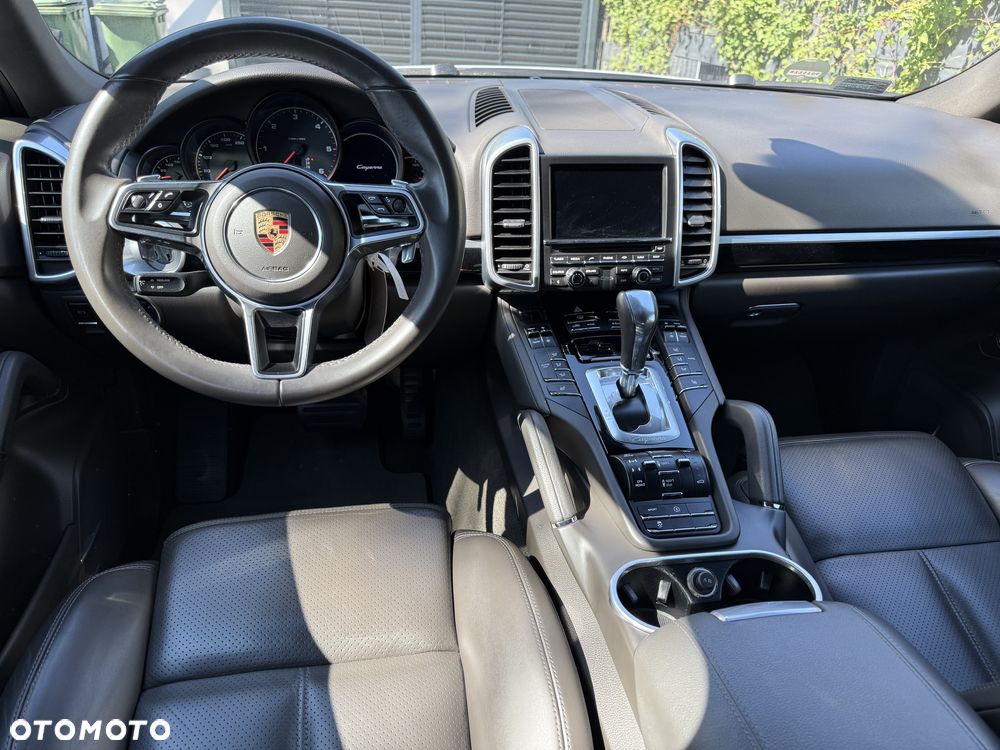 Porsche Cayenne Diesel - 11