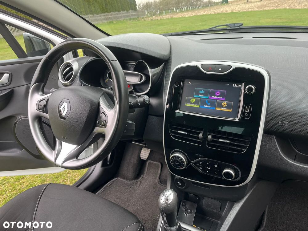 Renault Clio 1.2 16V 75 LIMITED - 9