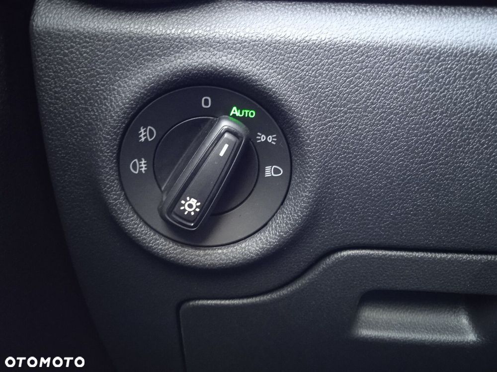 Skoda Fabia 1.0 TSI Monte Carlo DSG - 22