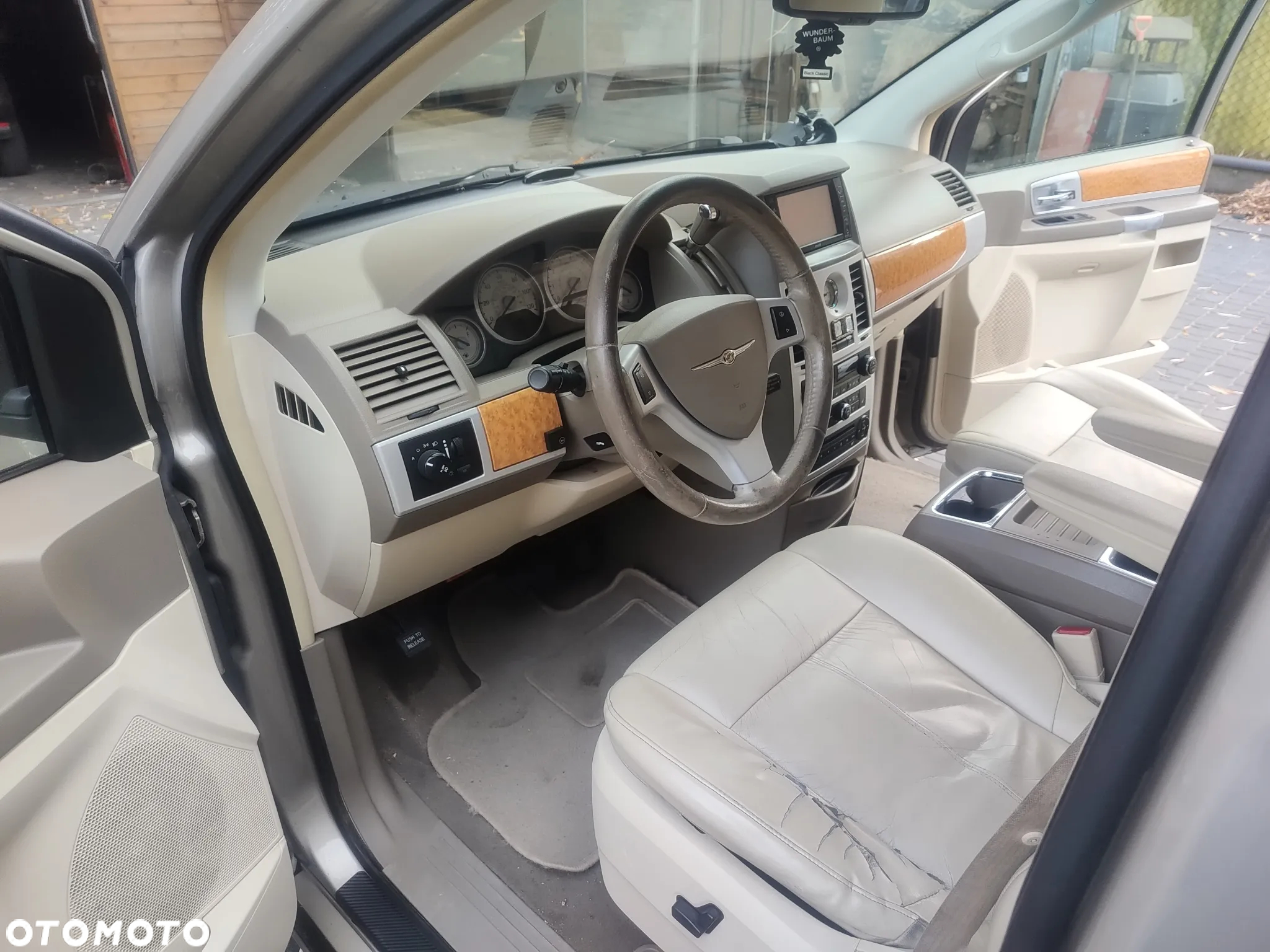 Chrysler Town & Country 4.0 Limited - 22