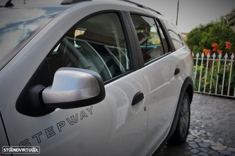 Dacia Logan MCV TCe 90 S&S Prestige - 38