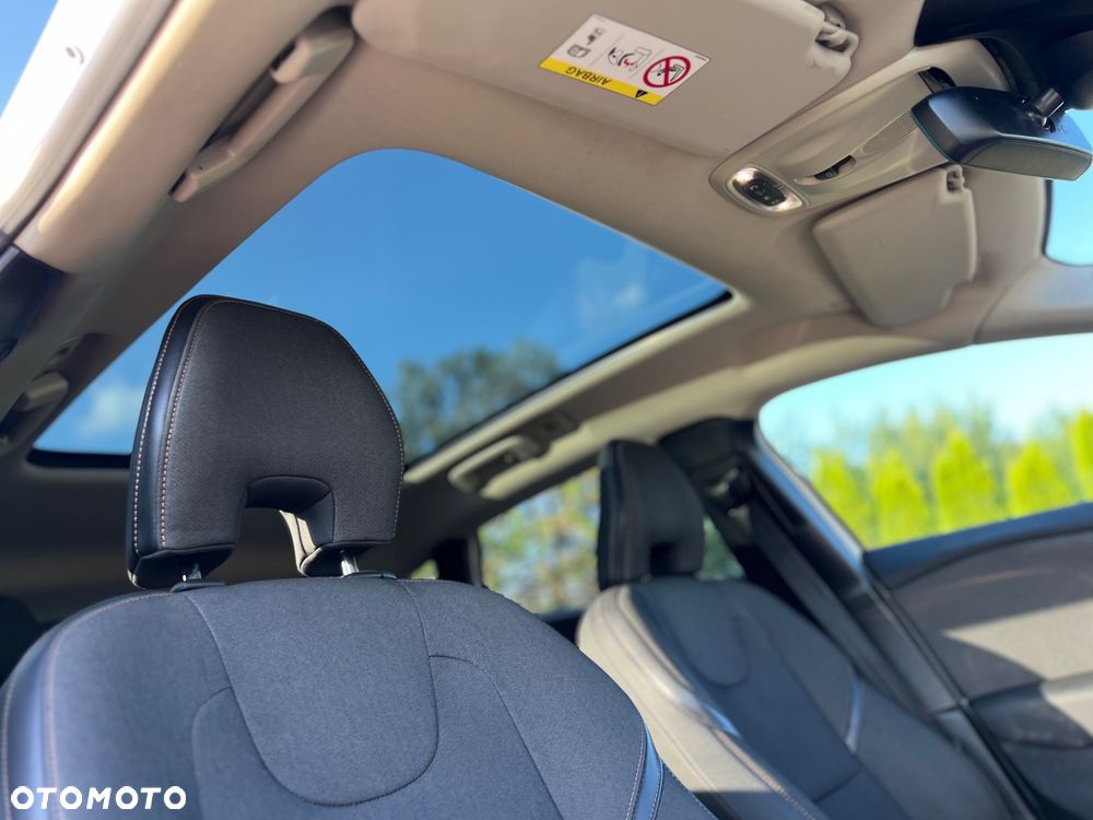 Volvo V40 D2 Drive-E Momentum - 3