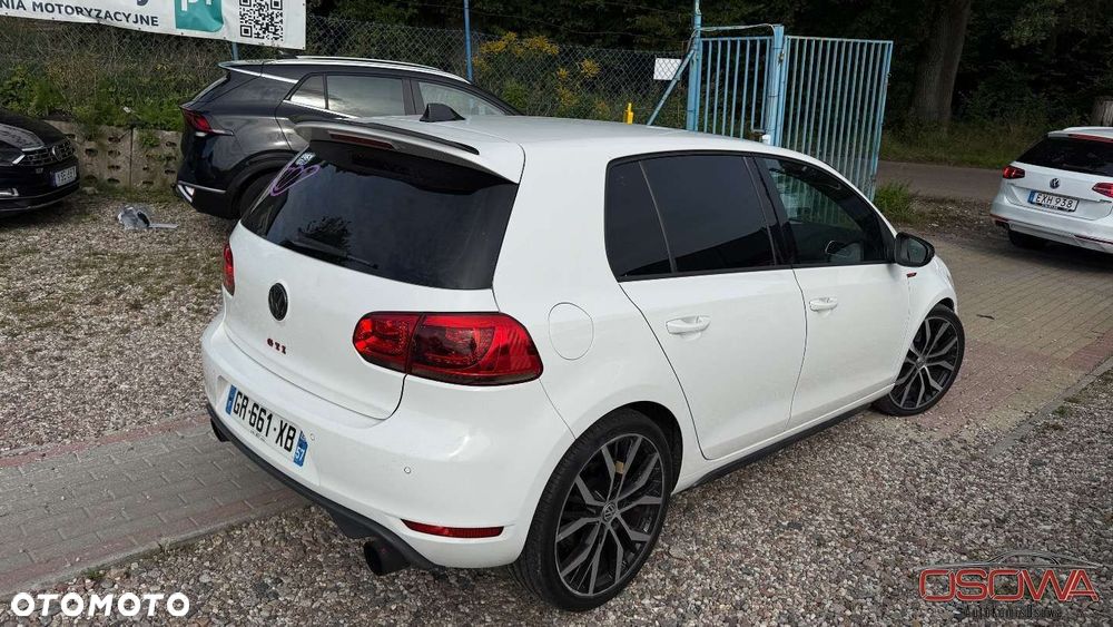 Volkswagen Golf - 5