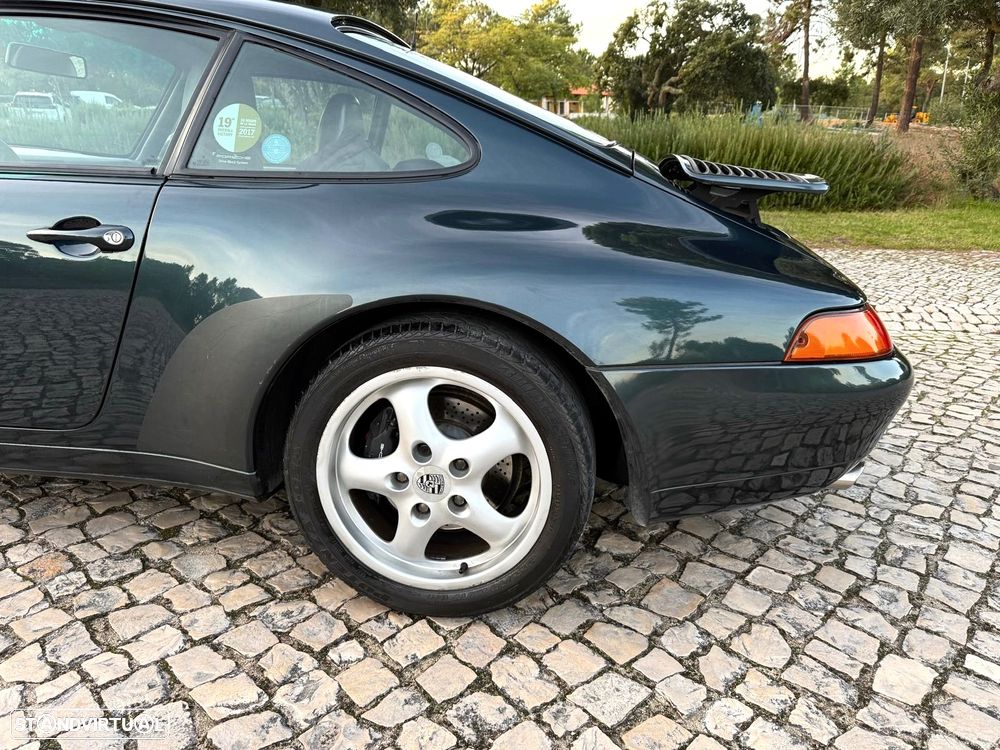 Porsche 911 (993) - 20