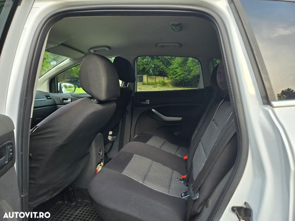 Ford Kuga 2.0 TDCi 4x4 Trend - 7