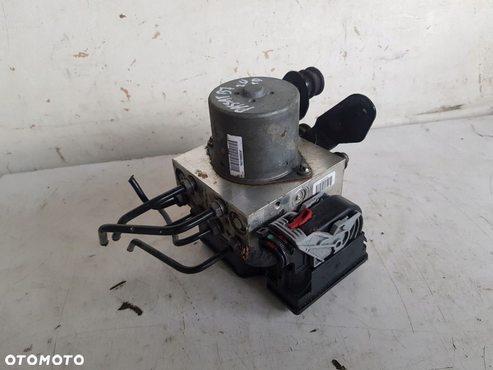 pompa ABS Passat B7 2.0 tdi - 1