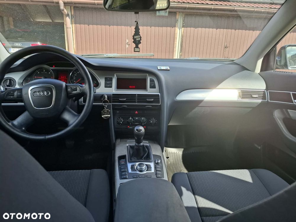 Audi A6 Avant 2.0 TDI - 8