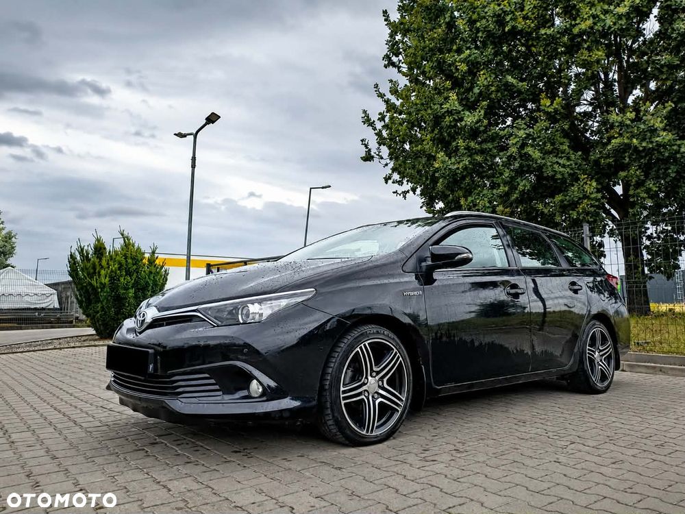 Toyota Auris Hybrid 135 Prestige - 1