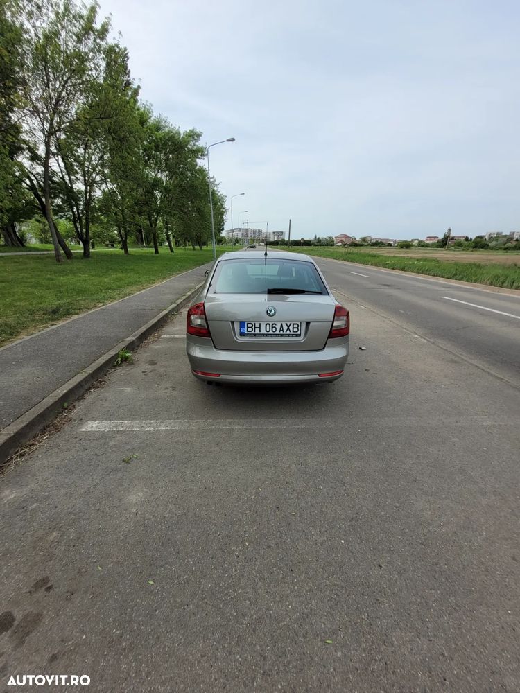 Skoda Octavia 1.8 Elegance TSI - 3