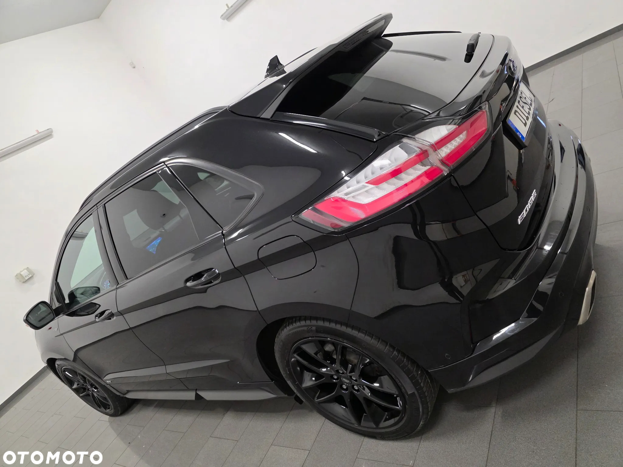 Ford Edge 2.0 EcoBlue Twin-Turbo 4WD ST-Line - 34