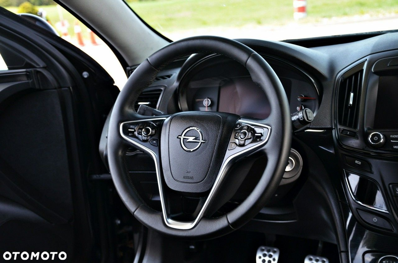 Opel Insignia - 21