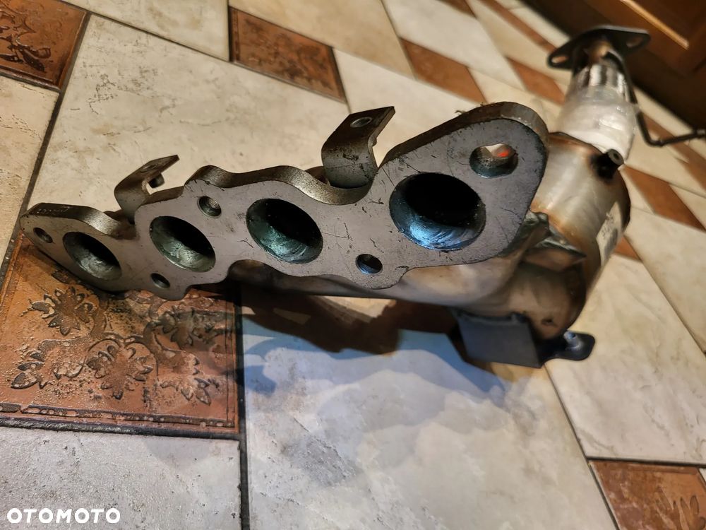 Katalizator EURO 4  VOLVO C30, S40 II, V50; FORD C-MAX, FOCUS C-MAX, FOCUS II 1.4/1.6 10.03-12.12 - 2