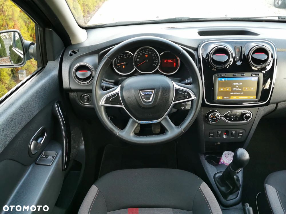 Dacia Sandero Stepway TCe 90 (S&S) Celebration - 18