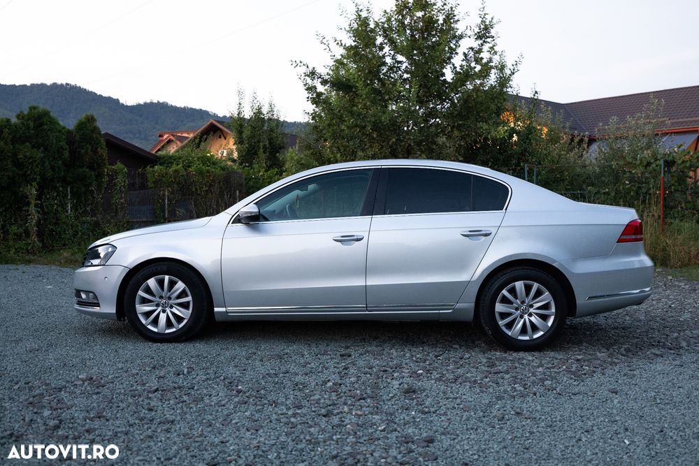 Volkswagen Passat 1.6 TDI DPF BlueMotion Technology Comfortline - 5