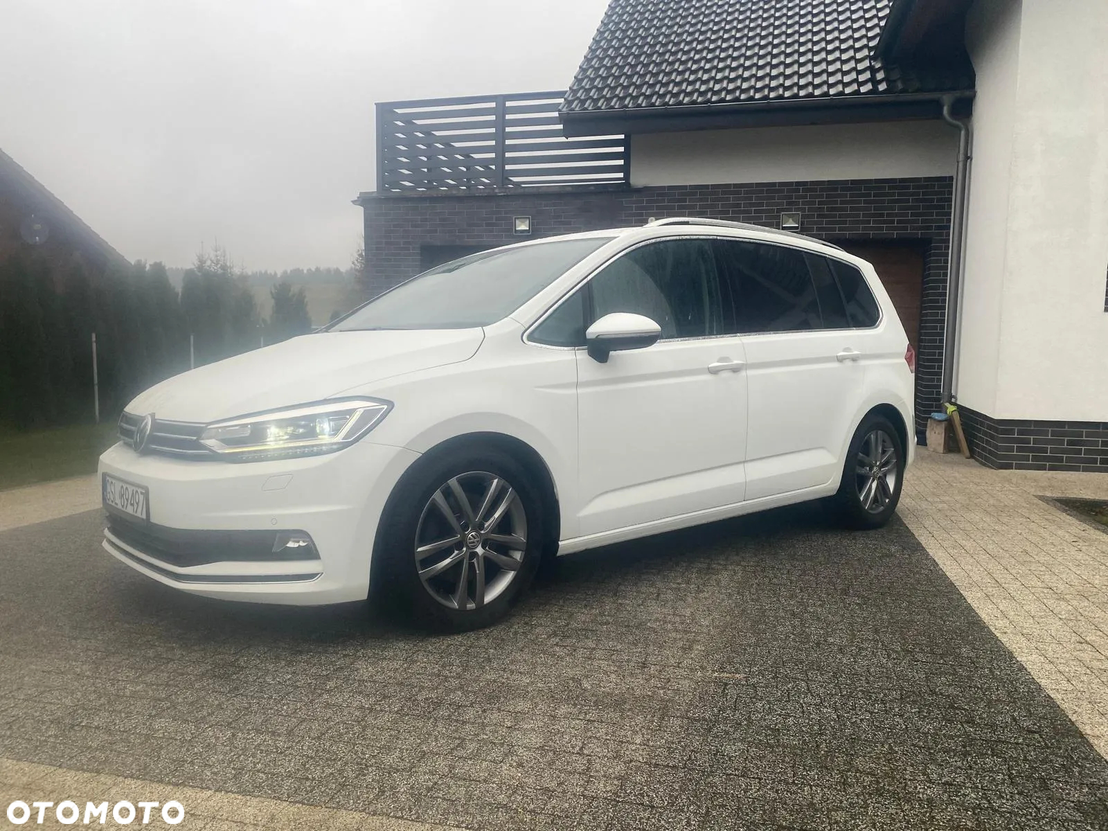 Volkswagen Touran 2.0 TDI BMT Highline DSG - 11