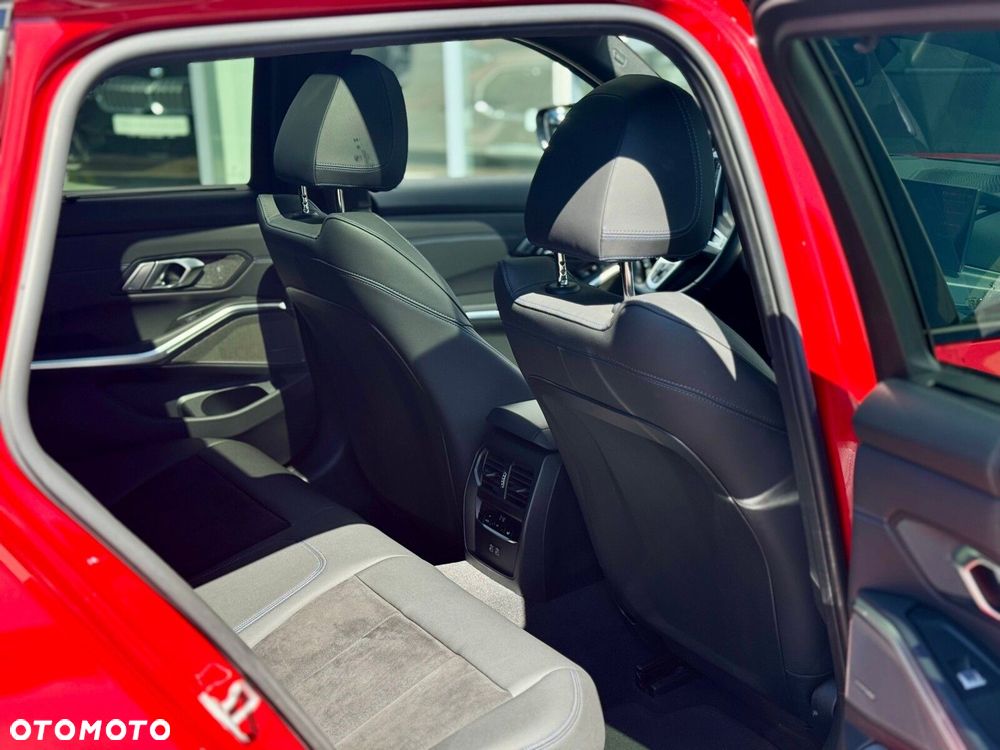BMW Seria 3 - 16