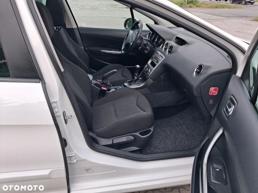 Peugeot 308 120 VTi Platinum - 25