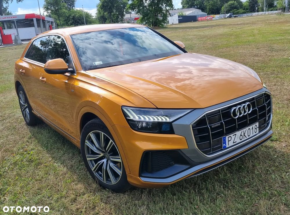Audi Q8 - 12
