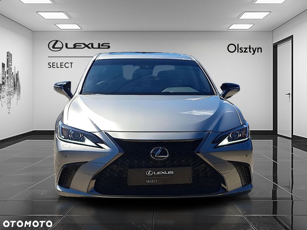 Lexus ES - 3