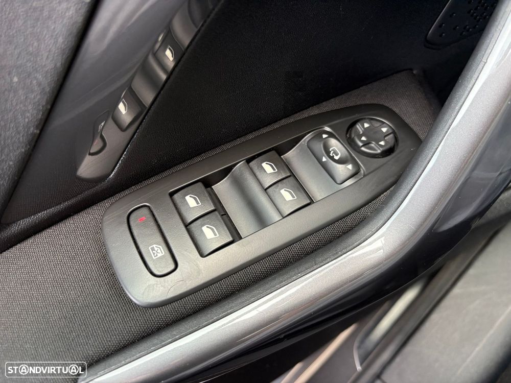 Peugeot 2008 1.2 PureTech Style - 10