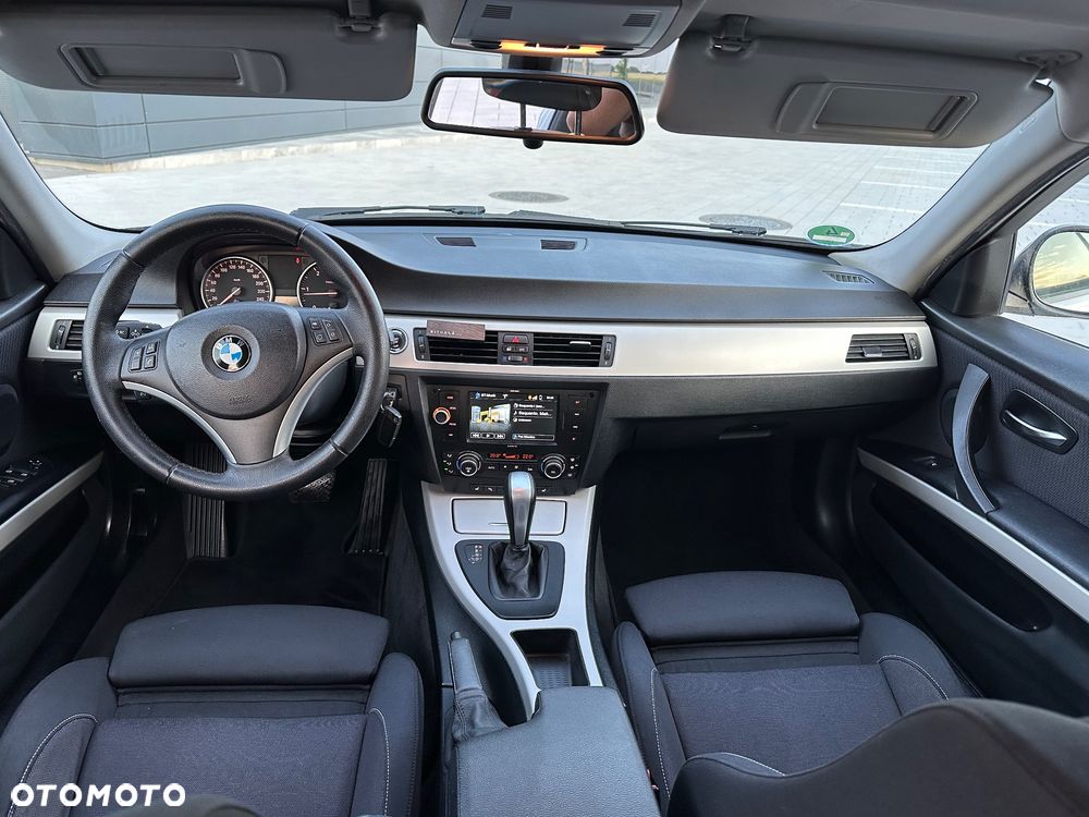 BMW Seria 3 - 13