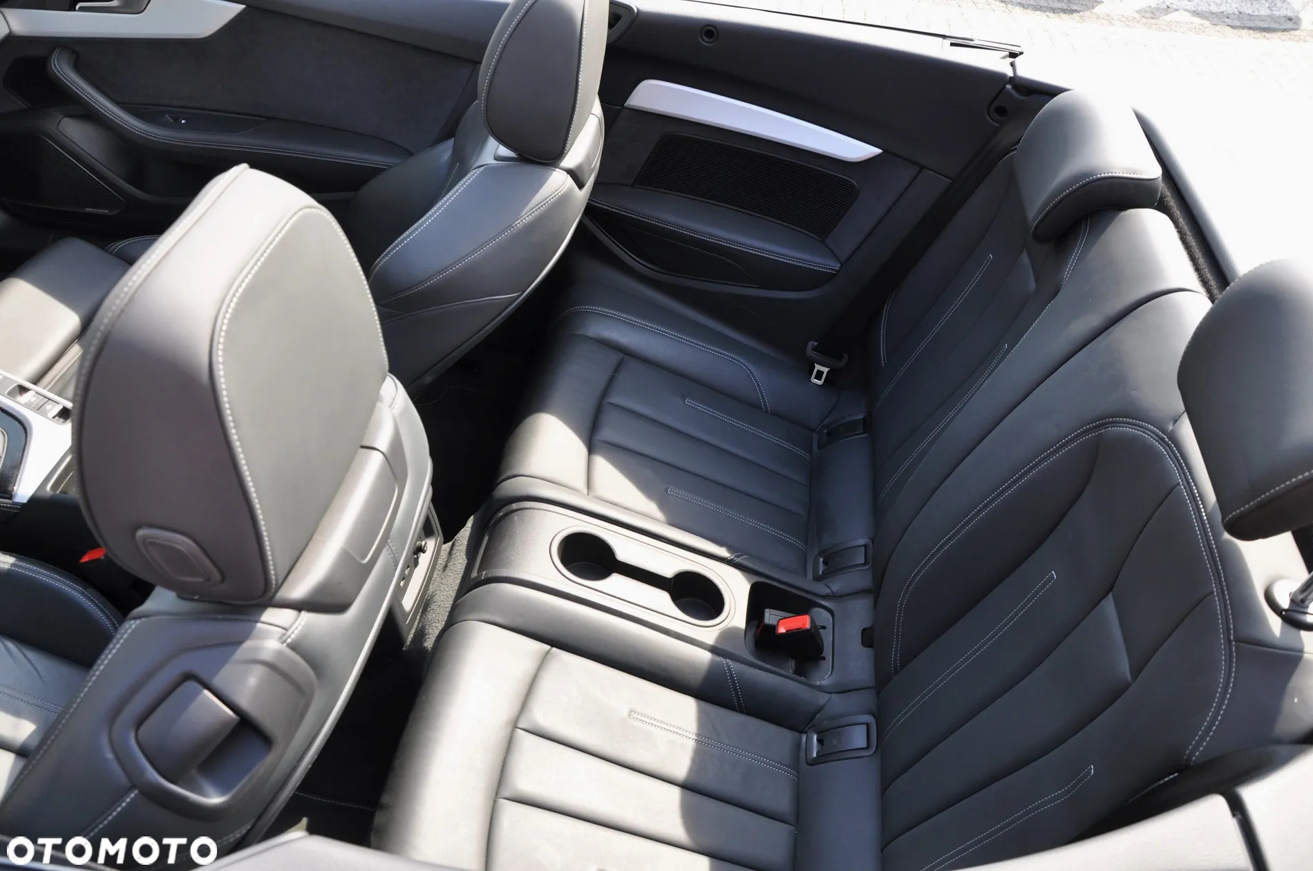 Audi A5 Cabrio 40 TFSI quattro S tronic S line - 19