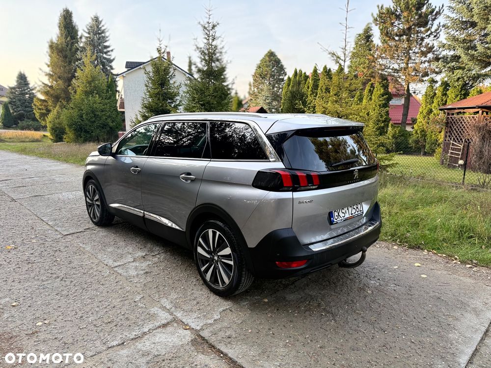 Peugeot 5008 2018 photo 4