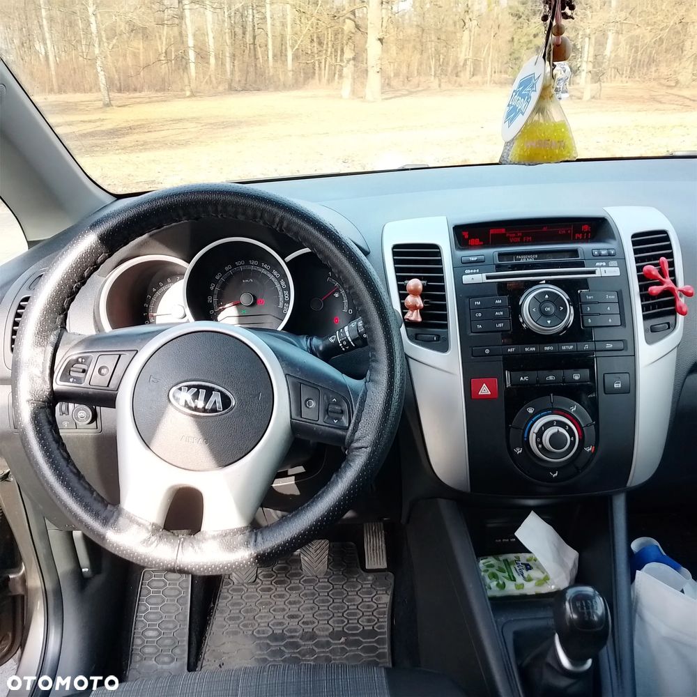 Kia Venga 1.4 L - 4