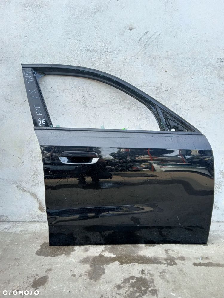 BMW X1 U11- DRZWI PRZEDNIE PRZÓD