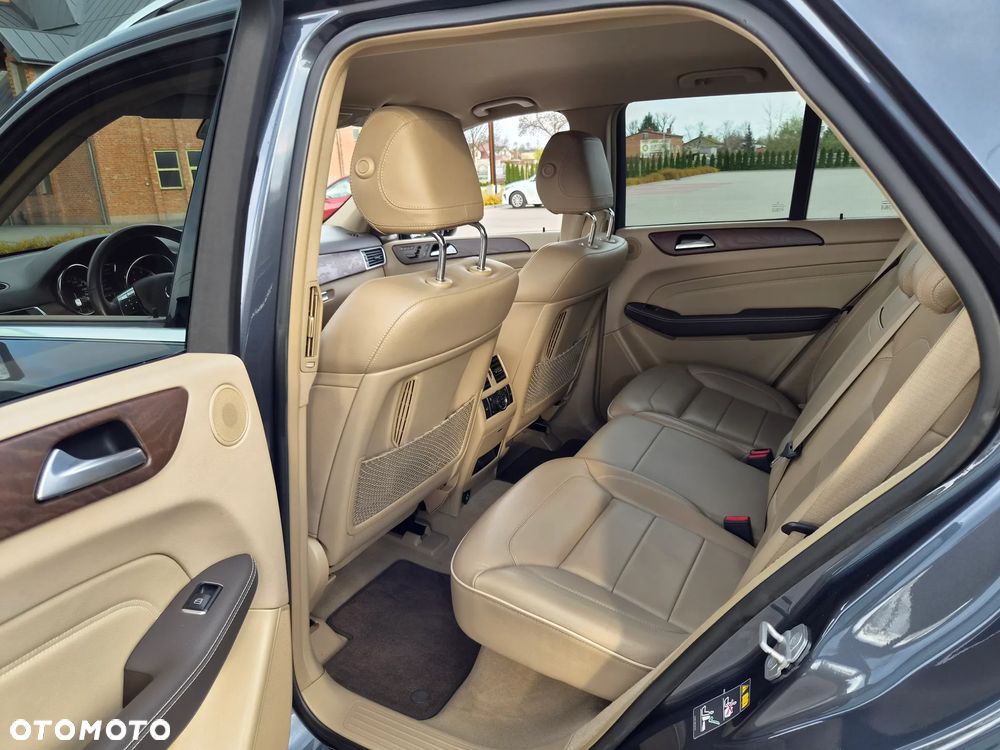 Mercedes-Benz ML 350 BlueEff 4-Matic - 16