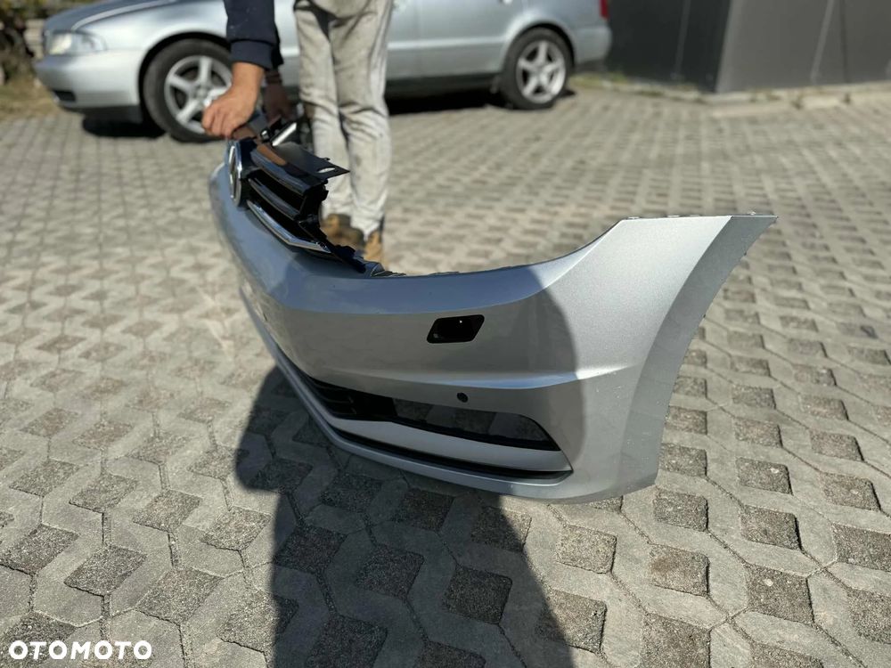 Vw Touran III 5TA Zderzak przód przedni kompletny LA7W 4xPDC xenon 2015- - 7