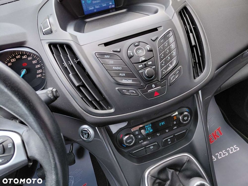 Ford Kuga - 21