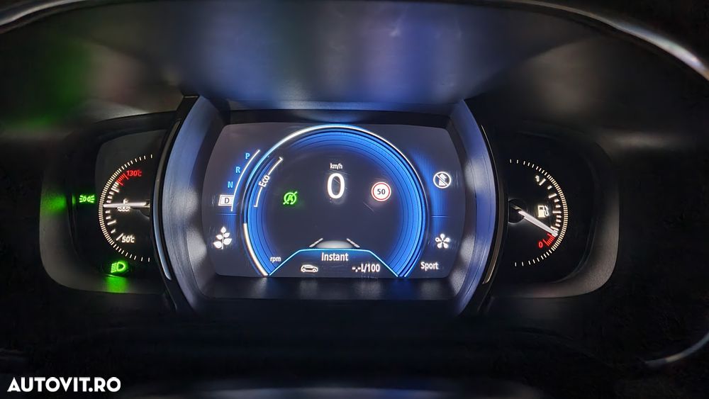 Renault Megane BLUE dCi 115 EDC R.S. LINE - 9