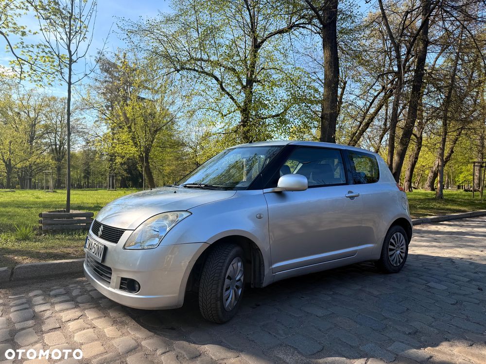 Suzuki Swift 1.3 Classic - 1