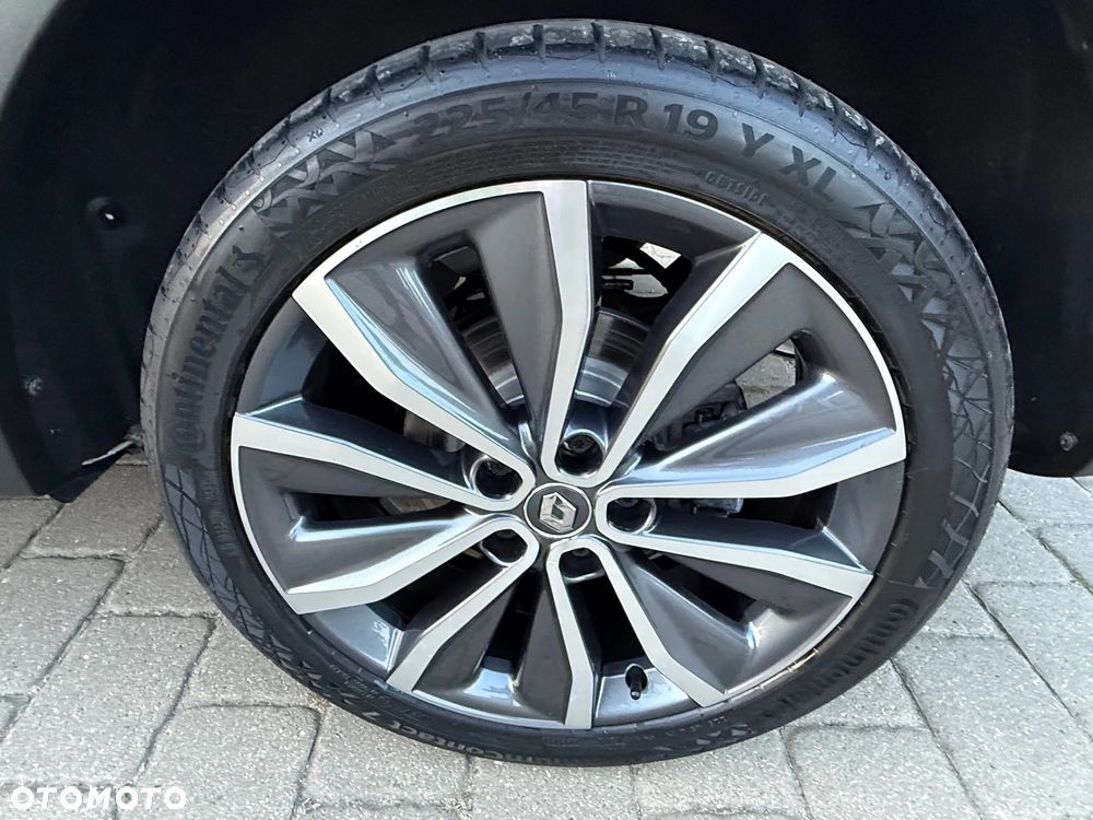 Renault Kadjar 1.3 TCe FAP Black Edition EDC - 16