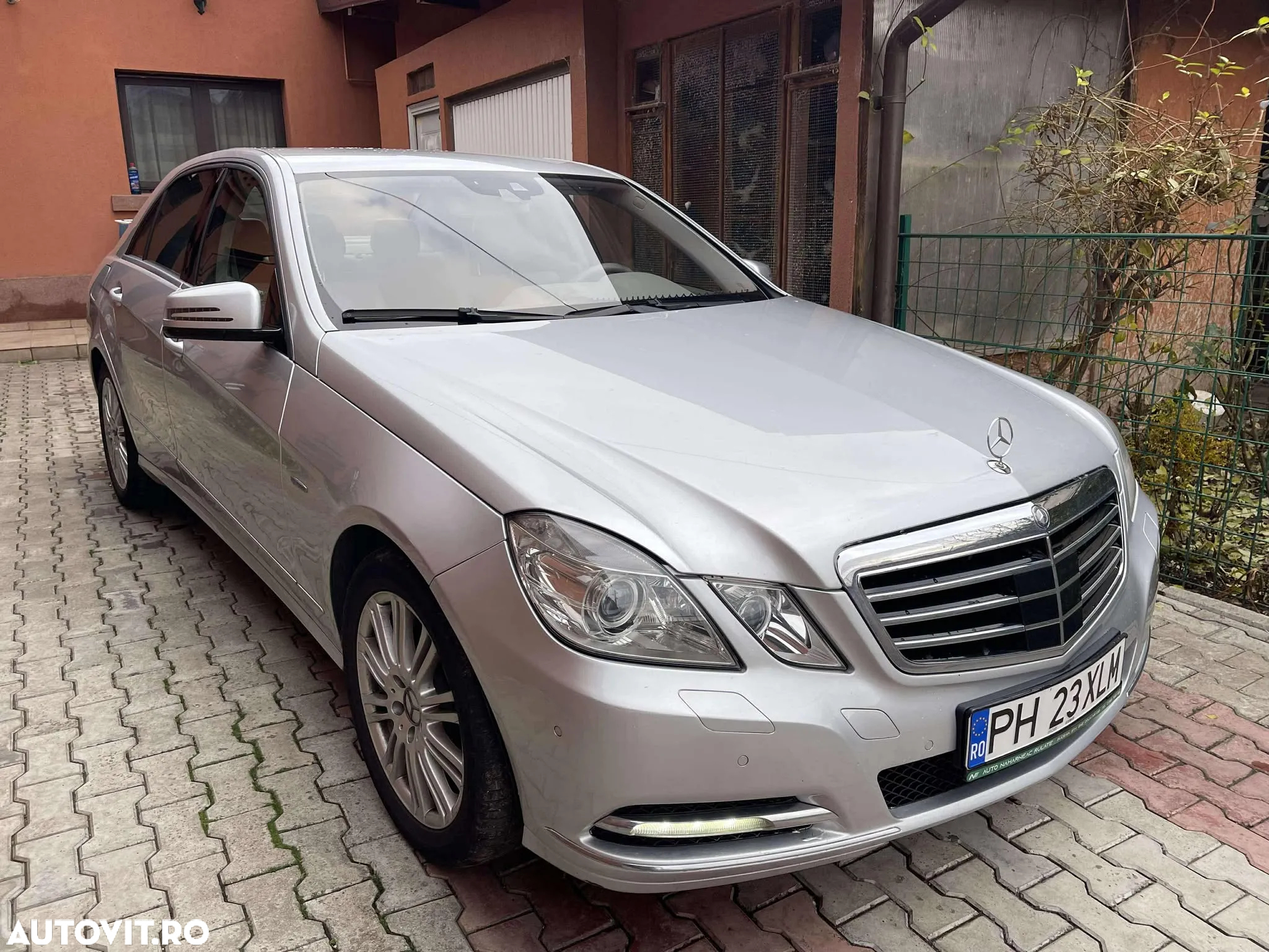 Mercedes-Benz E 350 CDI 4MATIC BlueEfficiency Aut. - 3