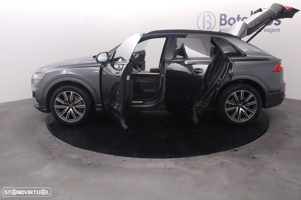 Audi Q8 50 TDI quattro Tiptronic - 12