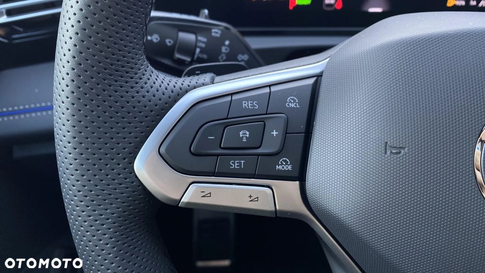 Volkswagen Tiguan 1.5 eTSI R-Line Plus DSG - 10