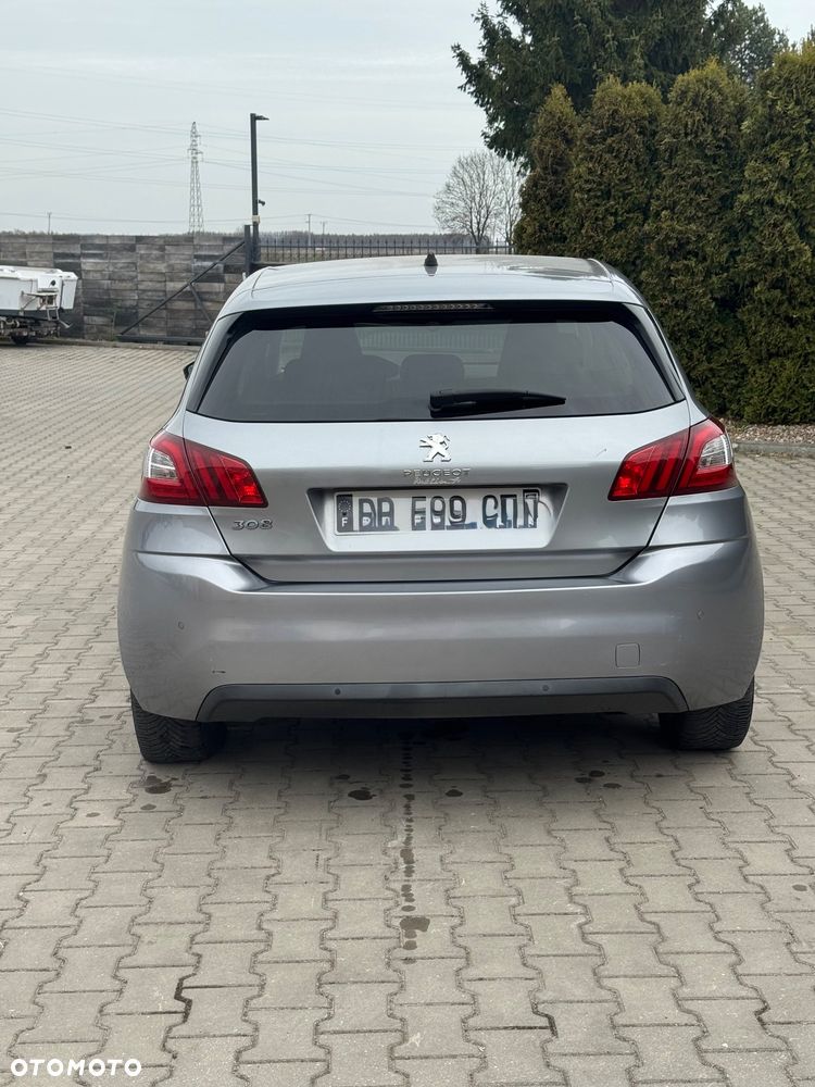 Peugeot 308 - 7