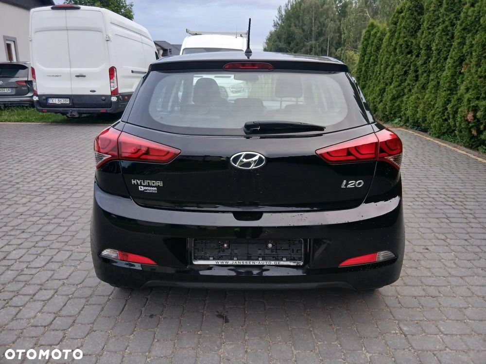 Hyundai i20 1.2 Passion - 9