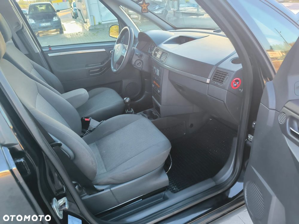 Opel Meriva - 22